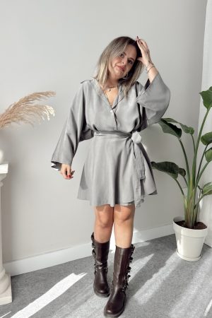 Gri Premium Tencel Kruvaze A form Mini Etek - Görsel 3