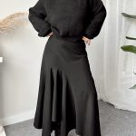 Siyah Yünlü Midi Asimetrik Etek