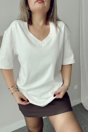 Ekru V Yaka Çelik Premium Oversize Tshirt - Görsel 3