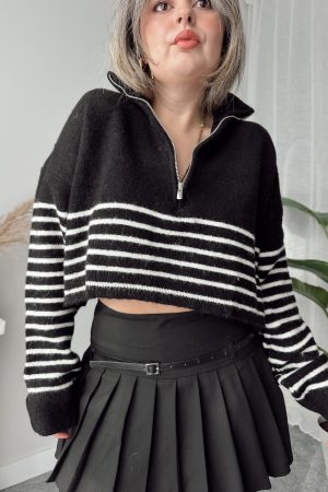 Çizgili Crop Kazak - Görsel 3