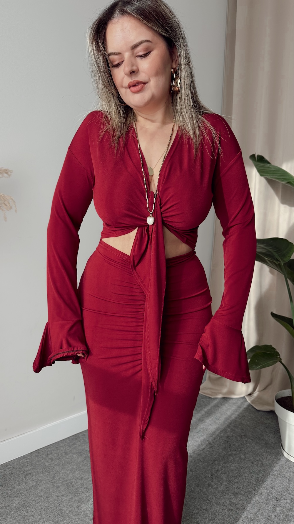 Edited in Tezza with: HSL, Vintage, Shadows, Contrast, & Brightness Bordo Sandy Bağlamalı Büstiyer - Görsel 1