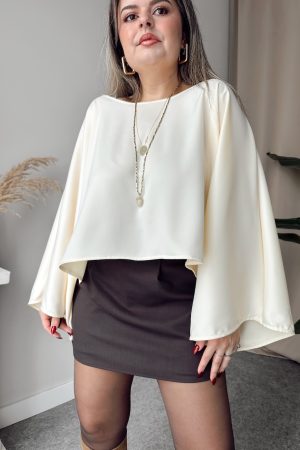 Krem Saten Kayık Yaka Bluz - Görsel 3