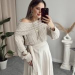 Bej Kayık Yaka Saç Örgü Kazak