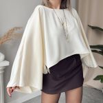 Krem Saten Kayık Yaka Bluz