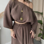 Kahve Modal Kayık Crop Bluz