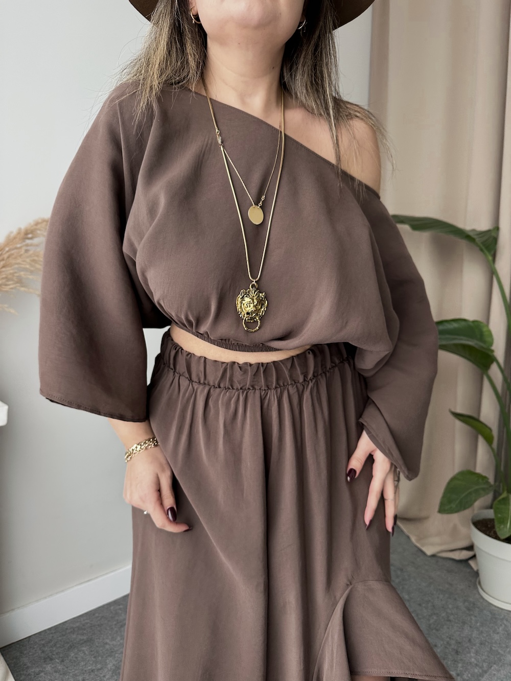 Tezza-3725 Kahve Modal Kayık Crop Bluz - Görsel 1