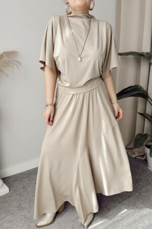 Bej Viskon Dik Yaka Yarasa Kol Bluz - Görsel 2